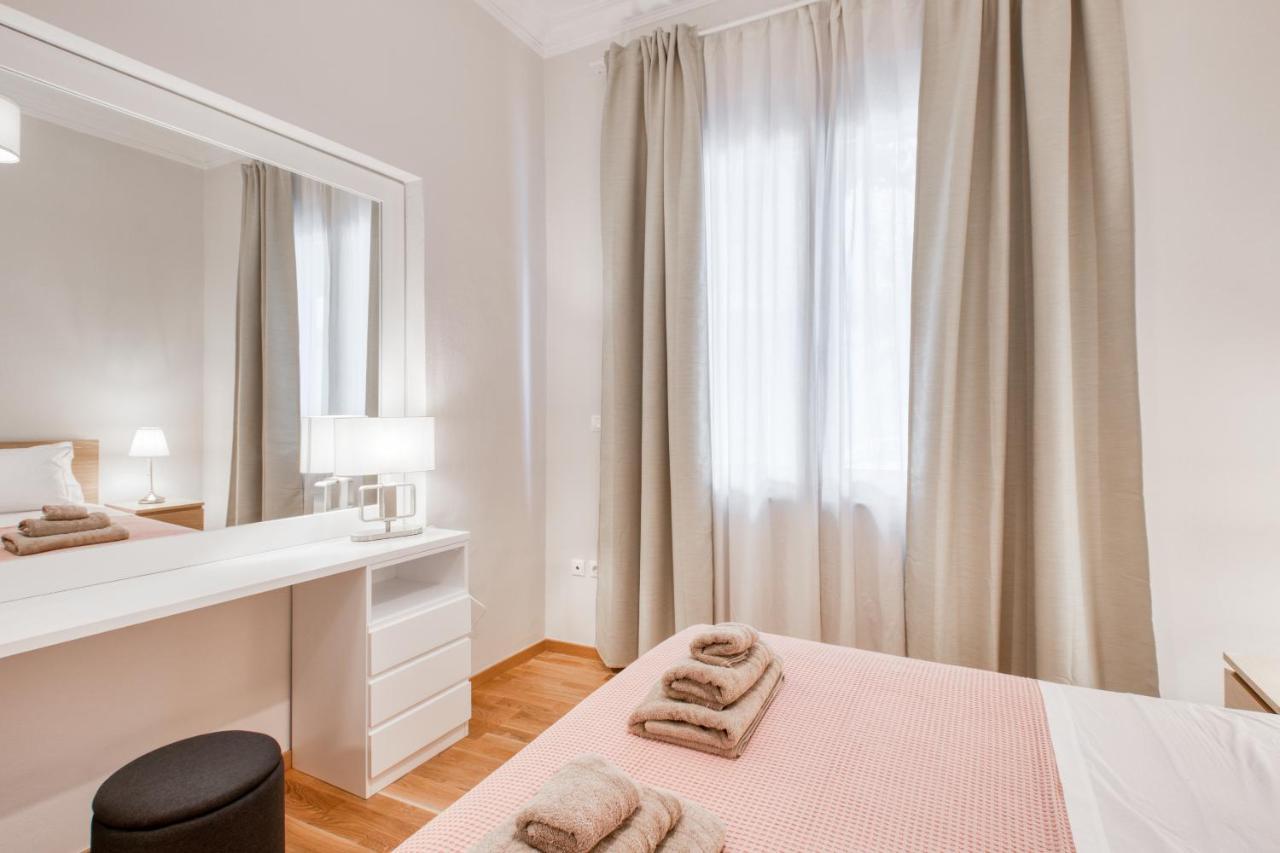 Modern 2-Bedroom Apt, 200M From The Acropolis Atény Exteriér fotografie