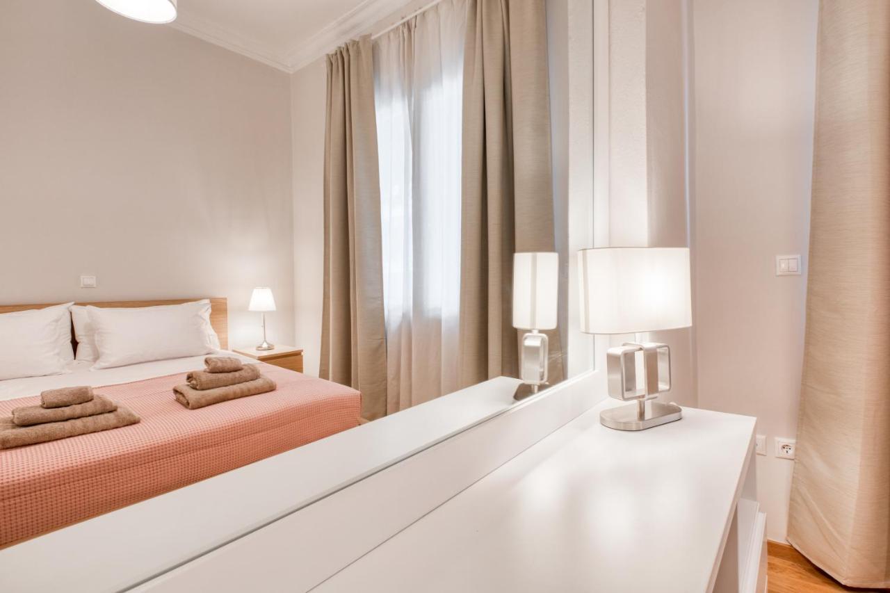 Modern 2-Bedroom Apt, 200M From The Acropolis Atény Exteriér fotografie